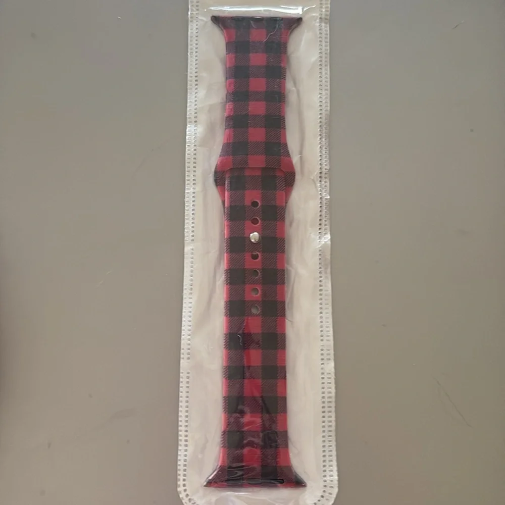 🆕 Silicone Buffalo Plaid Print Red & Black Apple Watch Band- Sz M/L 42/44